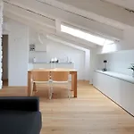 Lejlighed Homey I The Five *