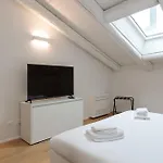 Apartment Homey I The Five Trieste