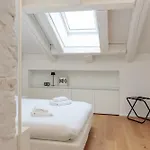 Homey I The Five Trieste