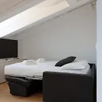 Apartment Homey I The Five