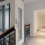 Homey I The Five Apartment *