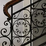 Homey I The Five Apartment *