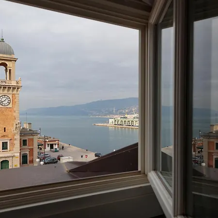Lägenhet Homey I The Five Trieste