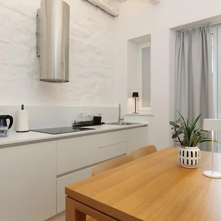 Appartamento Homey I The Five