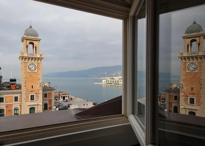 Apartment Homey I The Five Triest