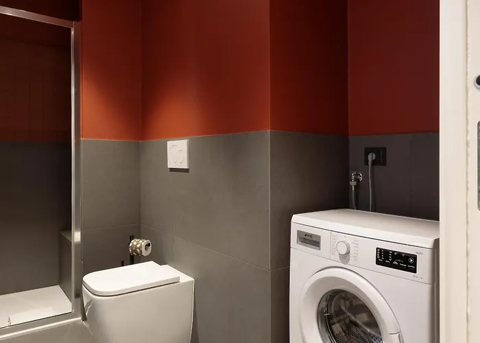 Homey I The Five Triest