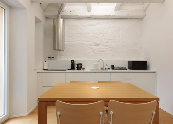 Apartment Homey I The Five *